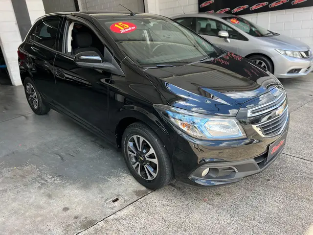Carro Chevrolet Onix 2015 1.4 LTZ SPE/4