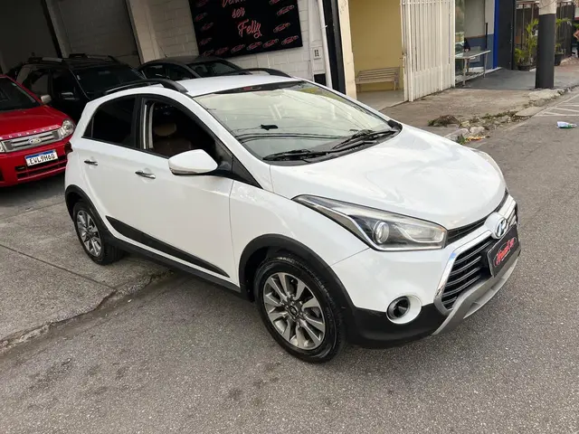 Carro Hyundai HB20X 2017 Premium 1.6 (Aut) (Flex)