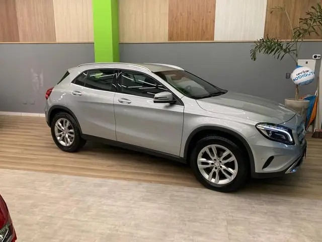 Carro Mercedes-Benz GLA 200 2015 GLA 200 1.6 Style