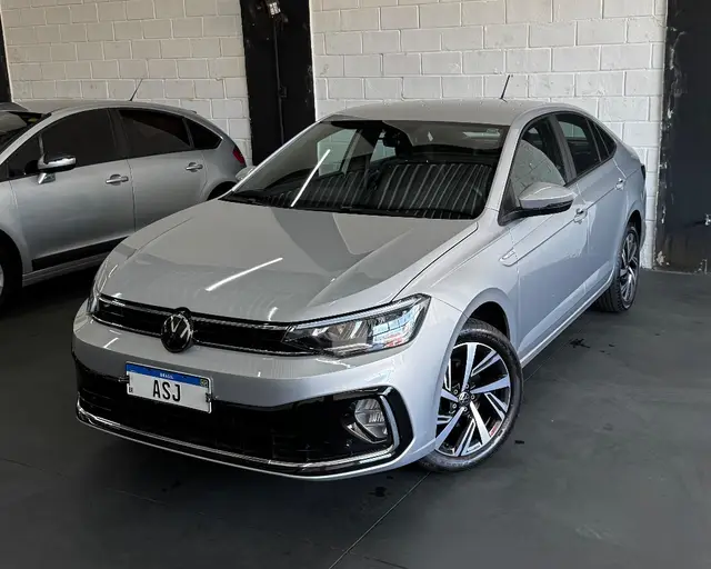 Carro Volkswagen Virtus 2025 Highline 1.0 200 TSI