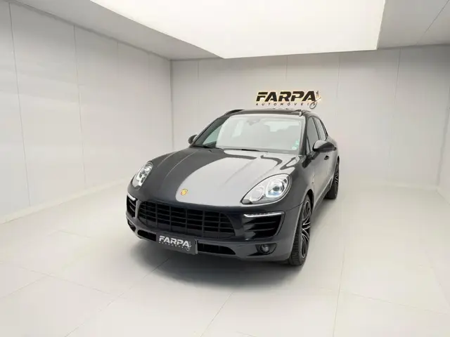 Carro Porsche Macan 2018 2.0 PDK 4WD