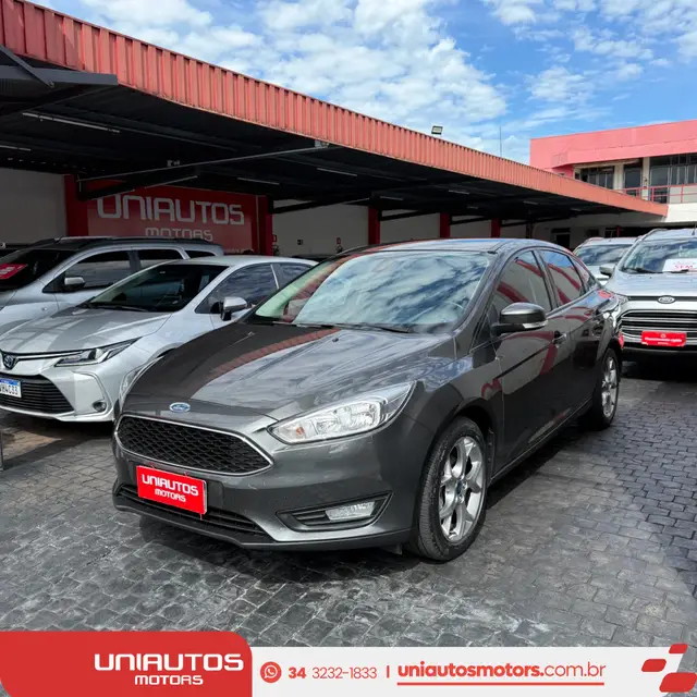 Carro Ford Focus Sedan 2019 Focus Fastback Titanium 2.0 PowerShift