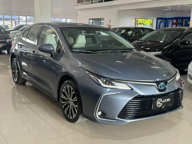 Carro Toyota Corolla 2023 Altis Hybrid Premium 1.8 Flex