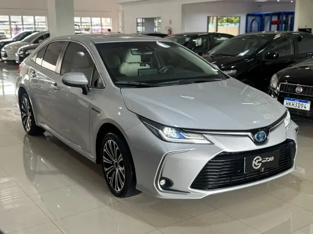 Carro Toyota Corolla 2023 Altis Hybrid Premium 1.8 Flex