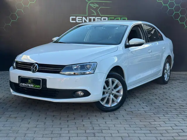 Carro Volkswagen Jetta 2014 2.0 Comfortline Tiptronic (Flex)