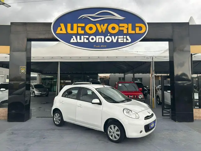 Carro Nissan March 2014 1.0 16V (Flex)