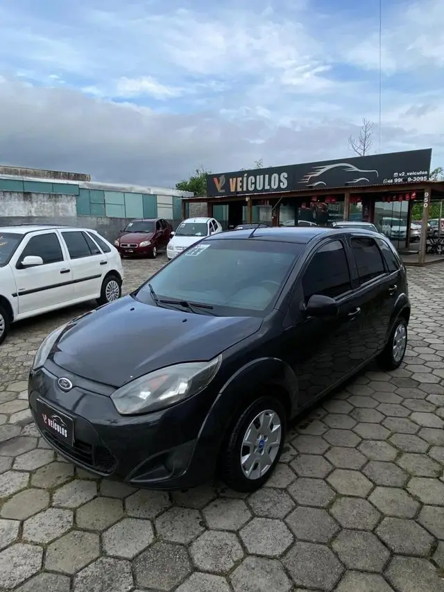 Carro Ford Fiesta Hatch 2011 1.0 (Flex)