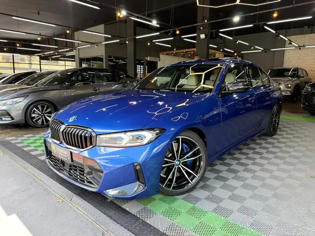 Carro BMW 320i 2023 M Sport 2.0 Turbo (Aut.)