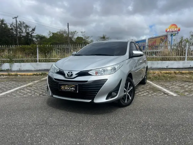 Carro Toyota Yaris Sedan 2019 1.5 XS CVT (Flex)