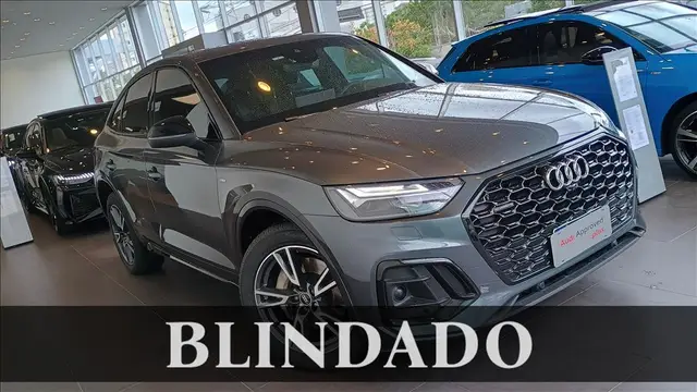 Carro Audi Q5 Sportback 2023 Q5 SB P Black. 2.0 TFSIe S.Tr. Qt (Hib.)