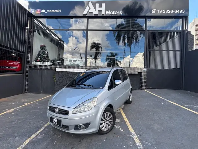 Carro Fiat Idea 2011 Essence 1.6 16V E.TorQ (Flex)