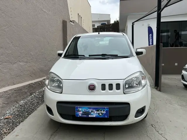 Carro Fiat Uno 2014 Economy 1.4 8V (Flex) 4P