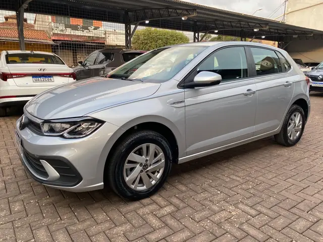 Carro Volkswagen Polo 2025 Track 1.0 Flex 12V 5p