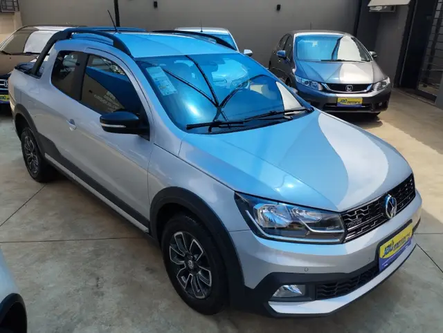 Carro Volkswagen Saveiro 2023 Cross Cabine Dupla