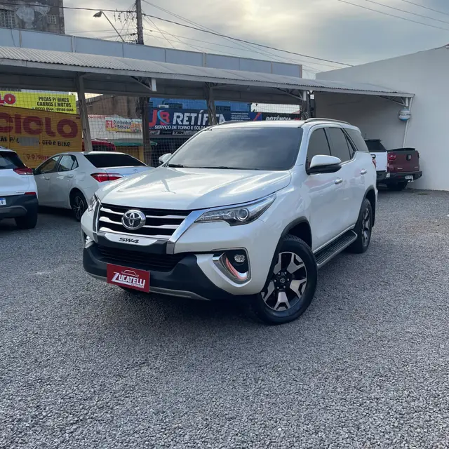 Carro Toyota SW4 2019 2.8 TDI SRX Diamond 7L 4x4 (Aut)