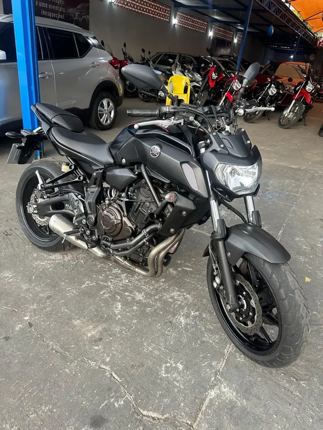 Moto Yamaha MT-07 2023 ABS