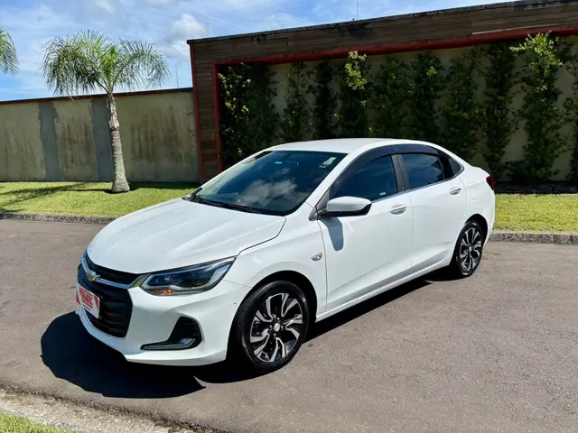 Carro Chevrolet Onix Plus 2024 Premier 1.0 Turbo (Aut.)