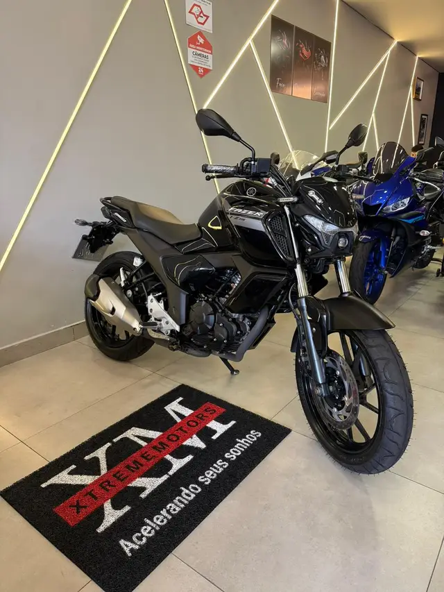 Moto Yamaha Fazer FZ15 2024 ABS
