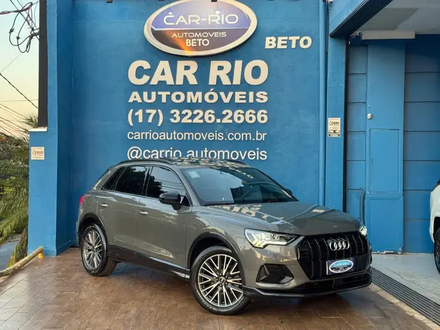 Carro Audi Q3 2021 Black S Line 1.4 TFSI S-Tronic (Aut) (Flex)