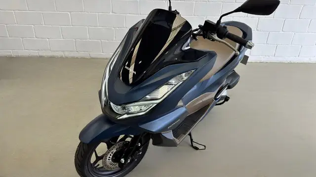 Moto Honda PCX 160 2024 DLX ABS