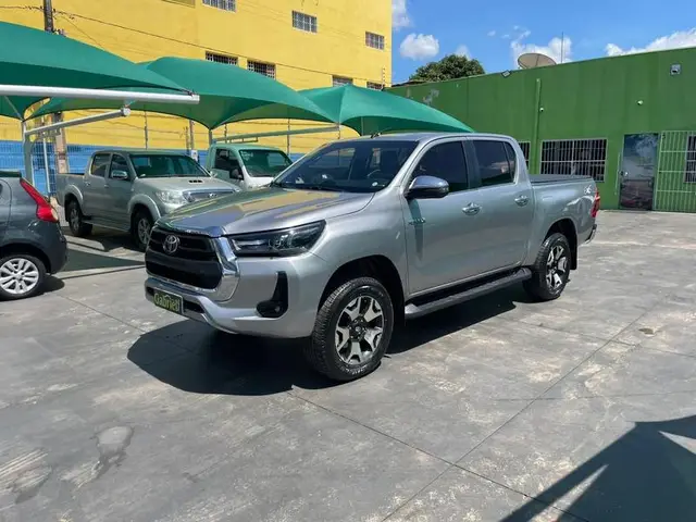 Carro Toyota Hilux Cabine Dupla 2020 Hilux 2.8 TDI SRX CD 4x4 (Aut)