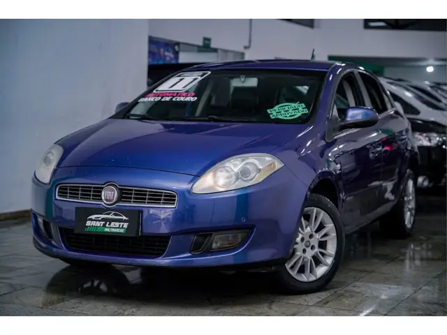 Carro Fiat Bravo 2011 Essence 1.8 16V Dualogic (Flex)