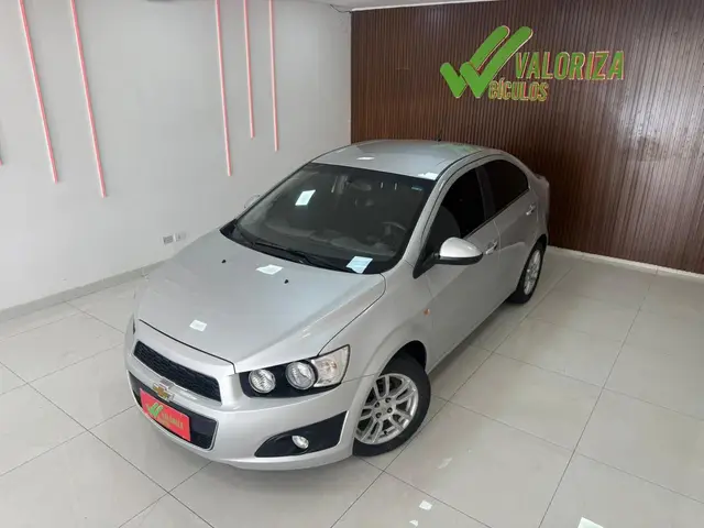Carro Chevrolet Sonic Sedan 2012 LTZ (Aut)