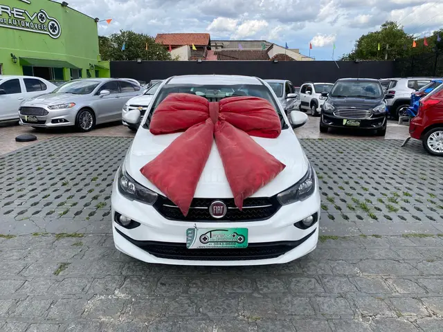 Carro Fiat Cronos 2020 1.8 Precision E.Torq AT6 (Flex)