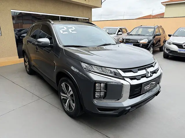 Carro Mitsubishi Outlander 2022 2.0 HPE CVT