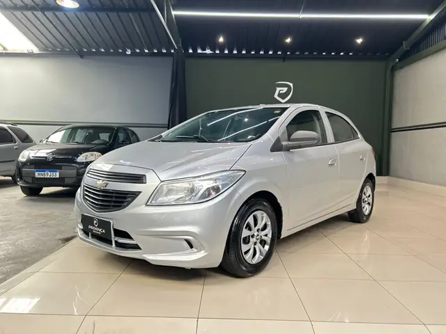 Carro Chevrolet Onix 2017 1.0 Joy SPE/4