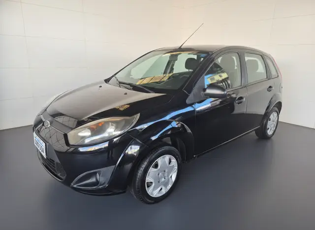 Carro Ford Fiesta Hatch 2013 Rocam 1.0 (Flex)