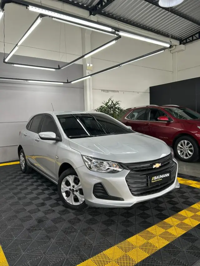 Carro Chevrolet Onix 2020 LT 1.0 (Flex)