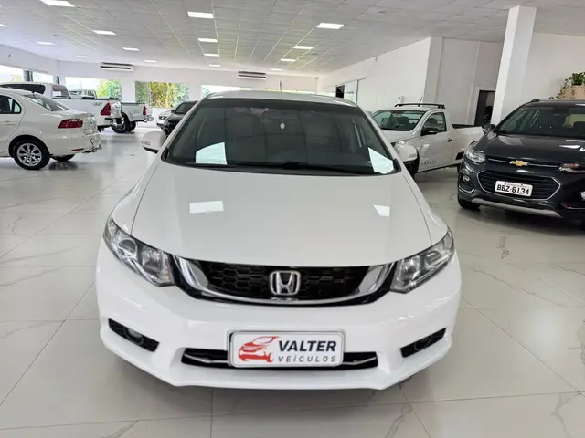 Carro Honda Civic 2016 LXR 2.0 i-VTEC (Aut) (Flex)
