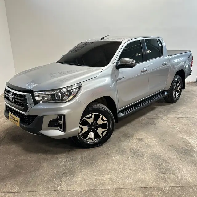 Carro Toyota Hilux Cabine Dupla 2019 Hilux 2.8 TDI CD SRX 50th 4x4 (Aut)