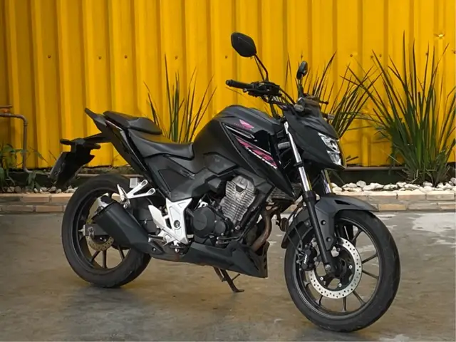 Moto Honda CB 300F Twister 2024 (CBS)