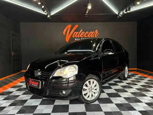 Carro Volkswagen Polo Sedan 2011 1.6 8V (Flex)