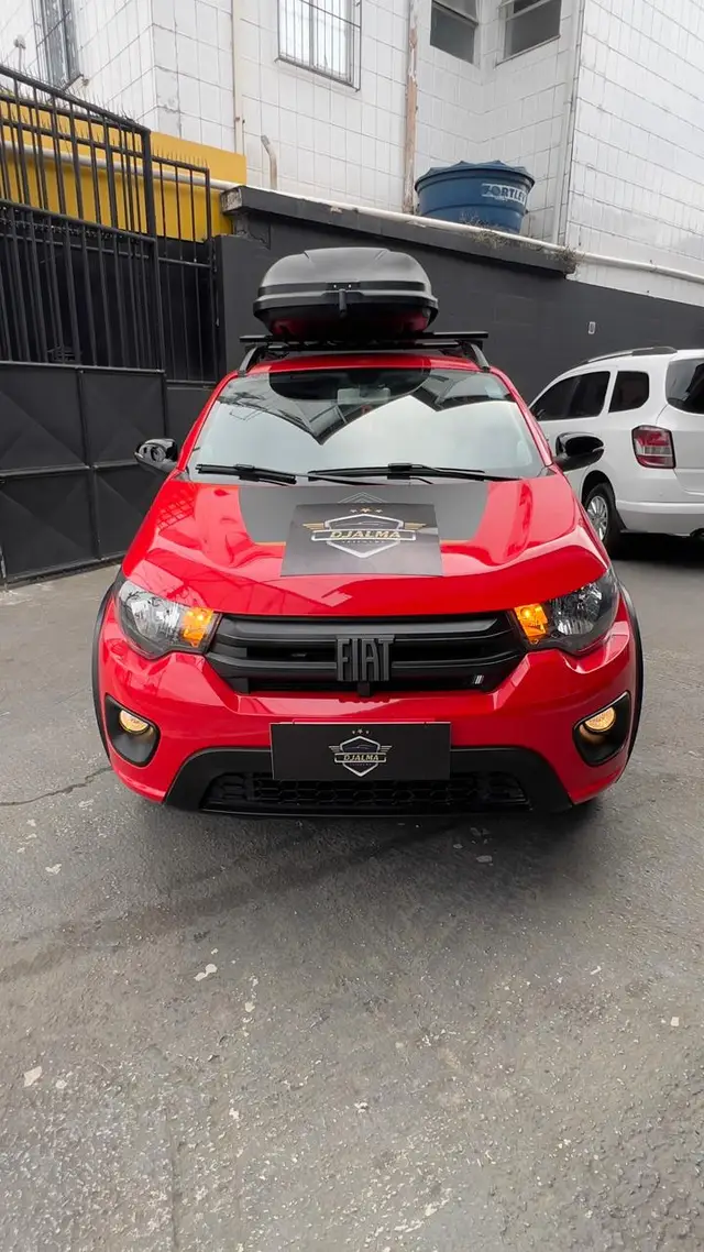 Carro Fiat Mobi 2025 Trekking 1.0