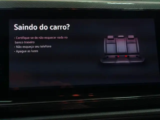 Carro Volkswagen Polo 2025 Track 1.0 Flex 12V 5p