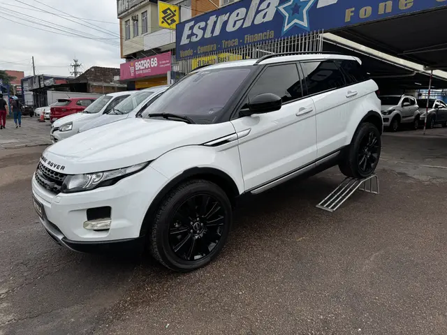 Carro Land Rover Range Rover Evoque 2014 2.0 Si4 Prestige