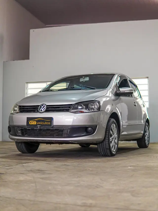 Carro Volkswagen Fox 2012 1.0 8V (Flex) 2p
