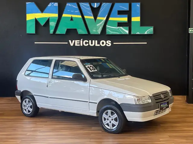 Carro Fiat Uno Mille 2013 Uno Mille WAY ECONOMY 1.0 F.Flex