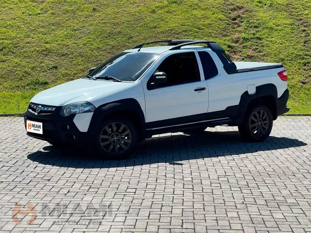 Carro Fiat Strada 2016 Adventure Ext. 1.8  Dual. Flex CD