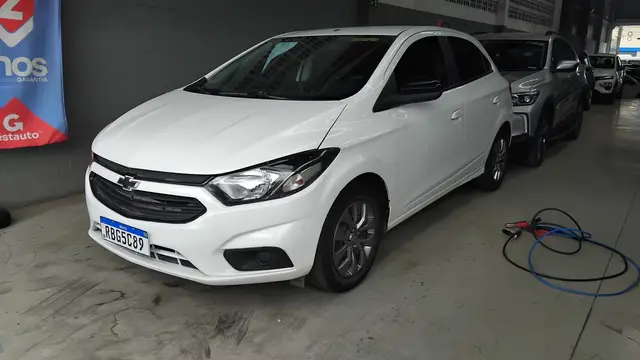 Carro Chevrolet Joy 2021 Hatch 1.0 8V (Flex)