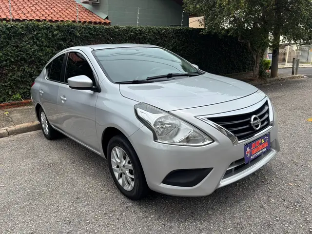 Carro Nissan Versa 2016 1.6 16V SL FlexStart (Flex)