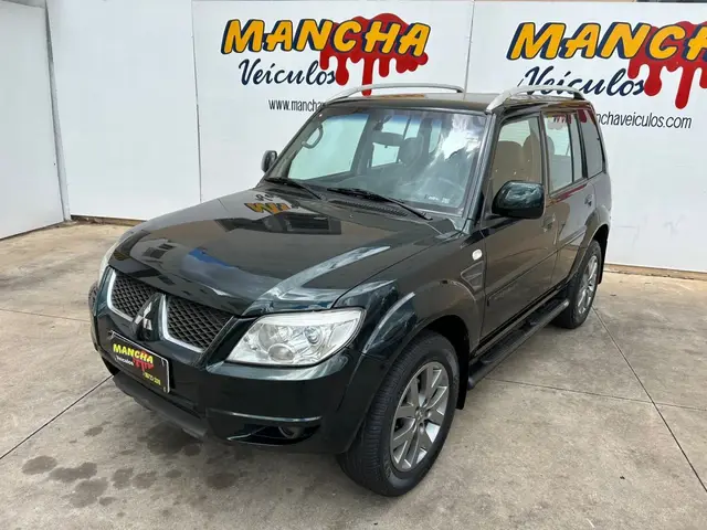 Carro Mitsubishi Pajero TR4 2013 2.0 16V 4x2 (Flex) (Aut)