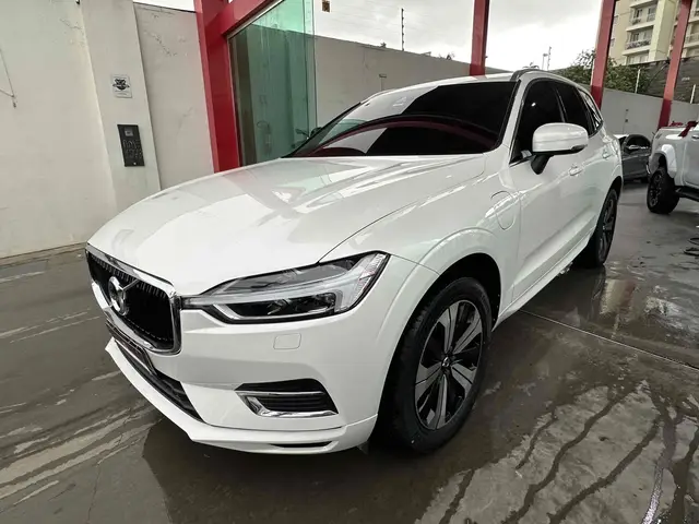 Carro Volvo XC60 2020 2.0 T5 Momentum AWD
