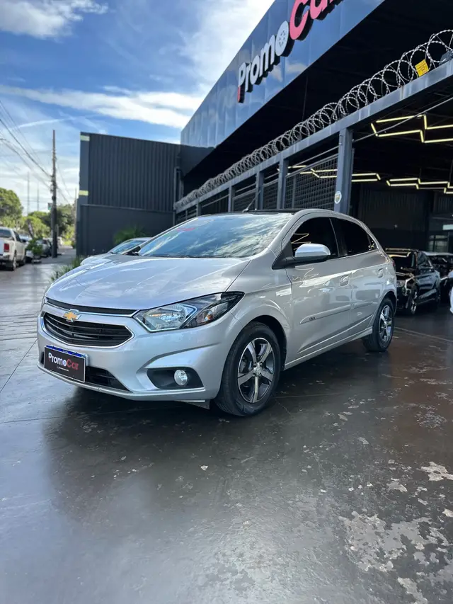 Carro Chevrolet Onix 2018 1.0 Joy SPE/4