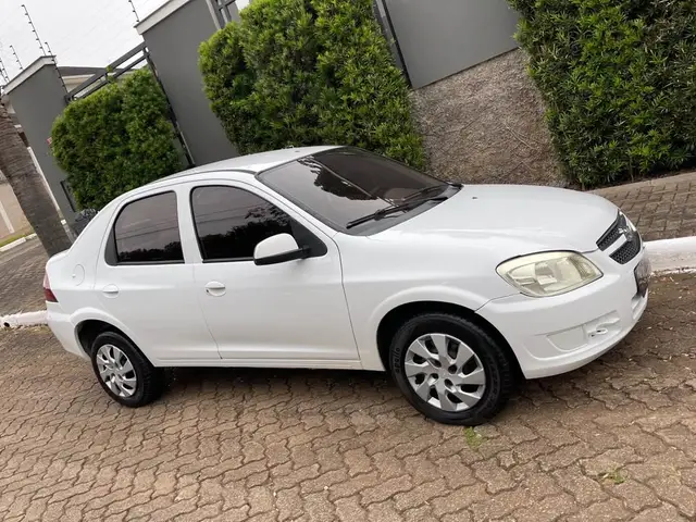 Carro Chevrolet Prisma 2012 Maxx/ LT 1.4 (Flex)