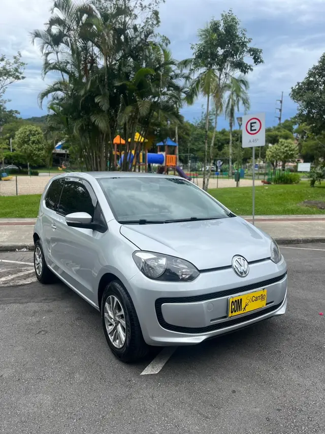 Carro Volkswagen Up! 2015 1.0 12v E-Flex move up! 2p