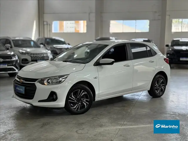 Carro Chevrolet Onix 2025 LT 1.0